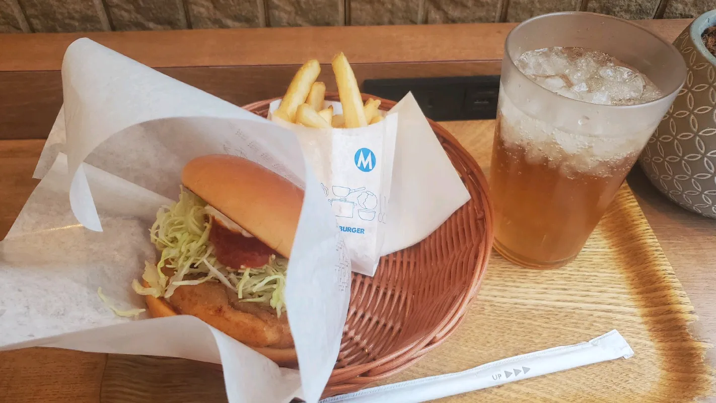 QuizKnock10周年 × モスバーガー 謎解きキャンペーンのナゾ活写真