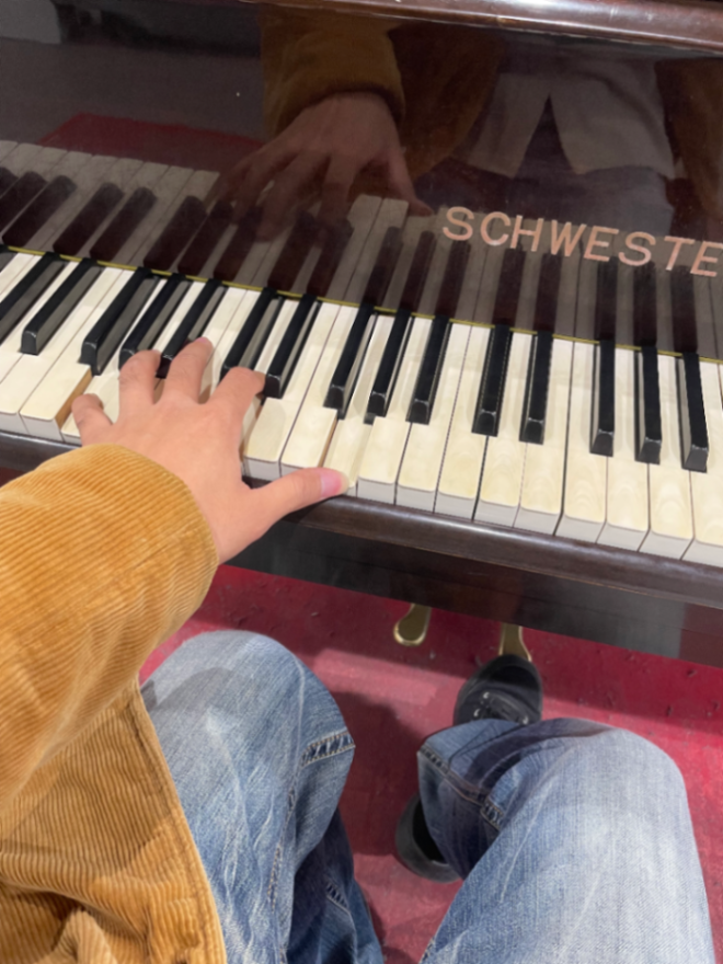 レールの先の出会い2025のナゾ活写真