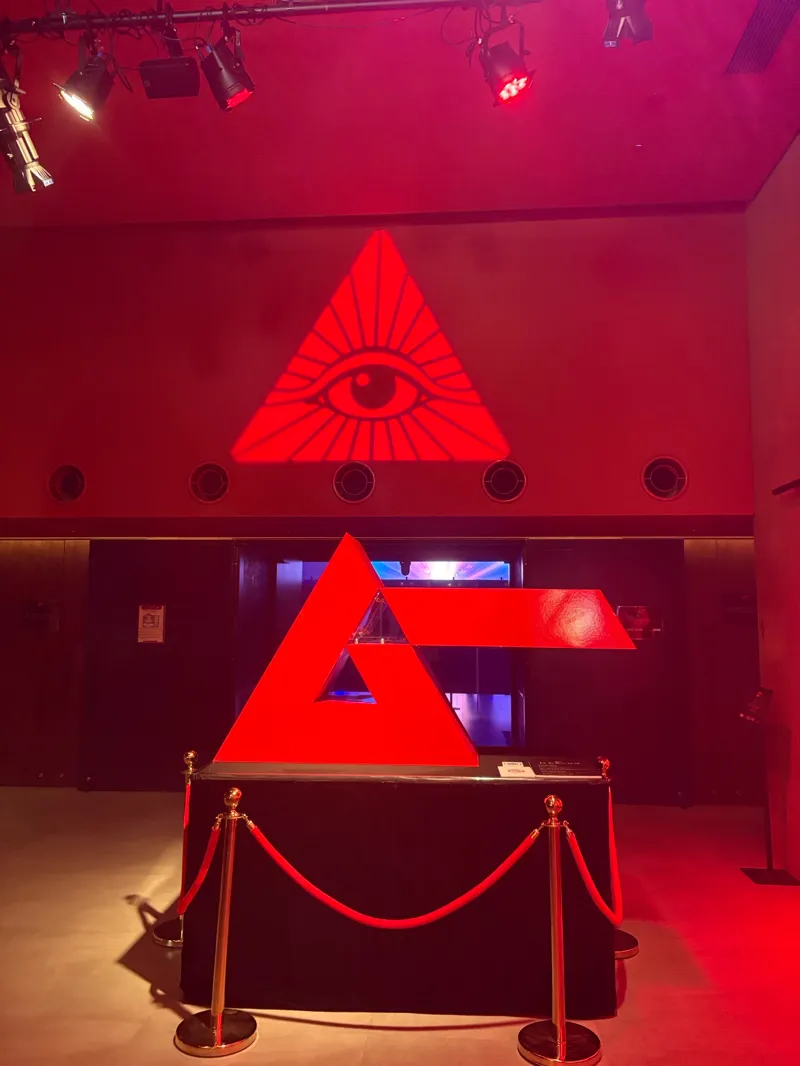 maximaさんが投稿した「MU PSYCHIC LAB 極秘ミッション『人類覚醒計画』」のナゾ活写真 2枚目