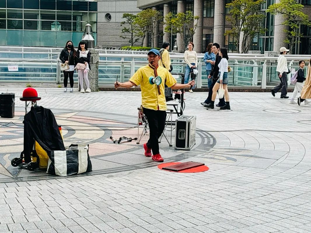 黒猫集遊観光社　みなとみらい謎解き観光ガイドツアーのナゾ活写真