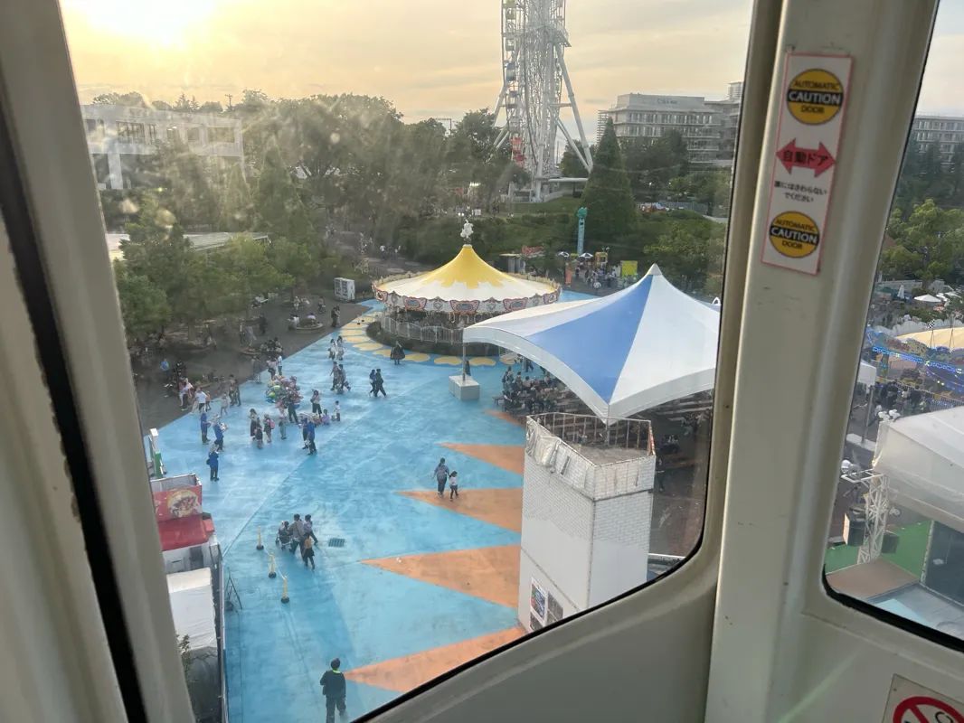 『昼の魔法遊園地と64匹の謎の妖精』のナゾ活写真